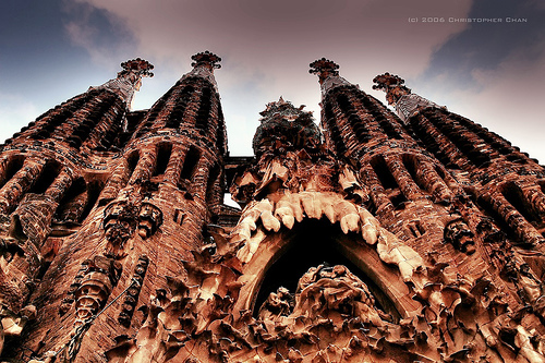 A fantastic photo detailing the exterior of the La Sagrada Familia church  by Christopher Chan [Flickr]