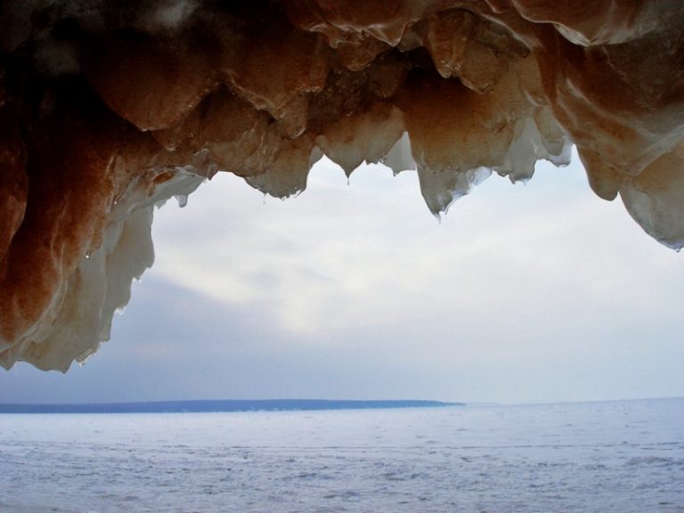 Wisconsin's Ice Caves Are Open For The First Time In Years, And They Look Incredible..